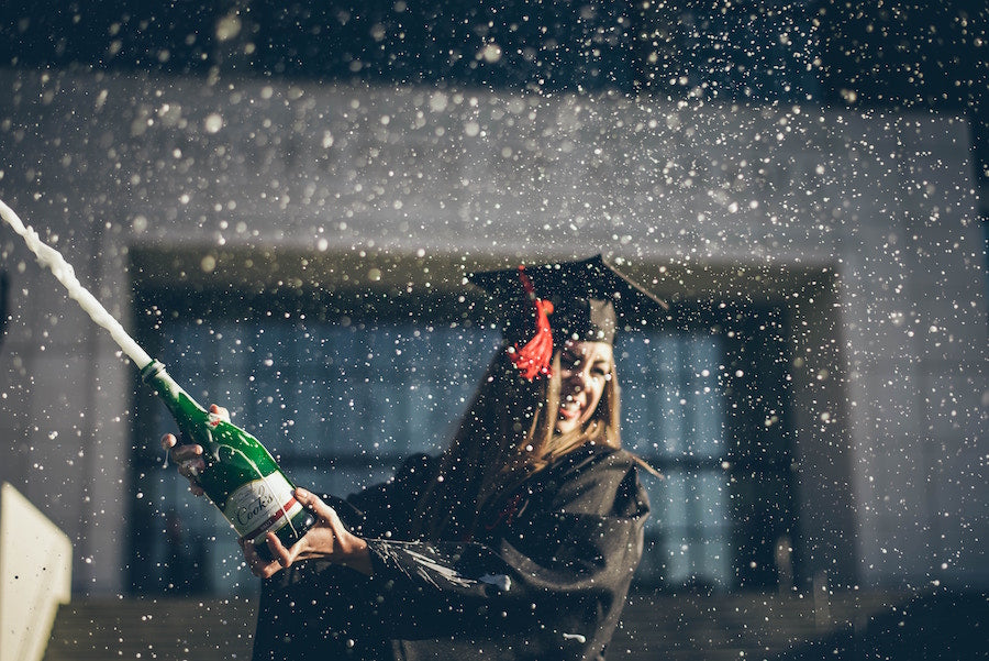 13 Hilarious Grad Cap Ideas You Can’t Miss